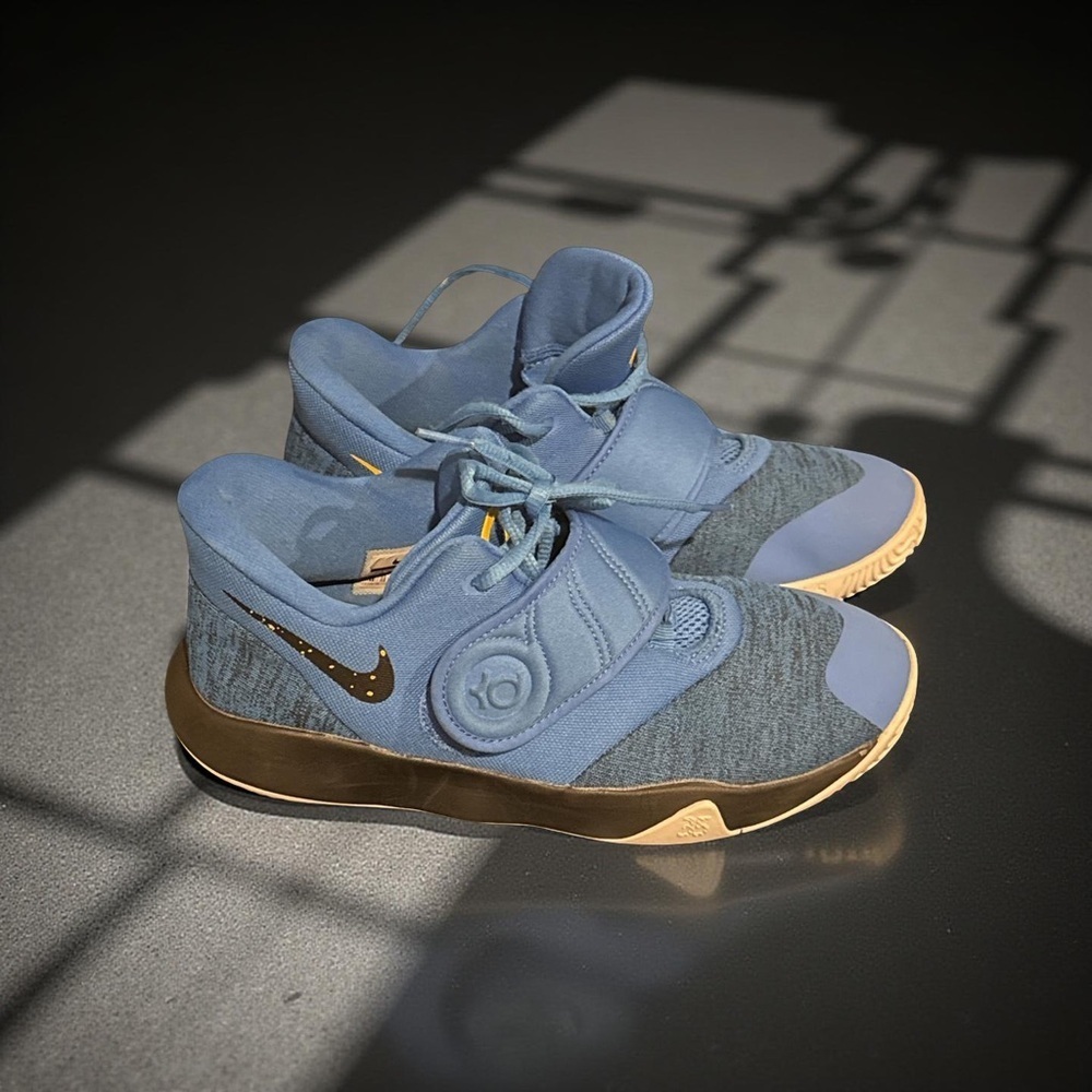 Nike Kids Blue and Tan Sneakers